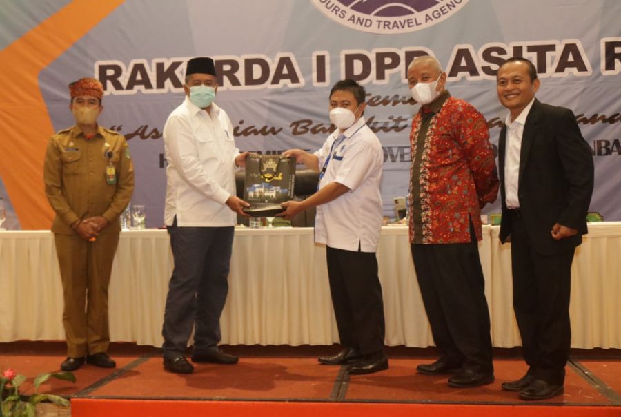 Alfedri Lirik Kerja Sama dengan Asita Riau Kembangkan Wisata Siak