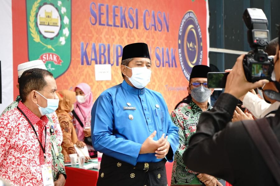 Bupati Alfedri Tinjau Pelaksanaan Seleksi Kompetensi Dasar CPNS Siak Formasi Tahun 2021 