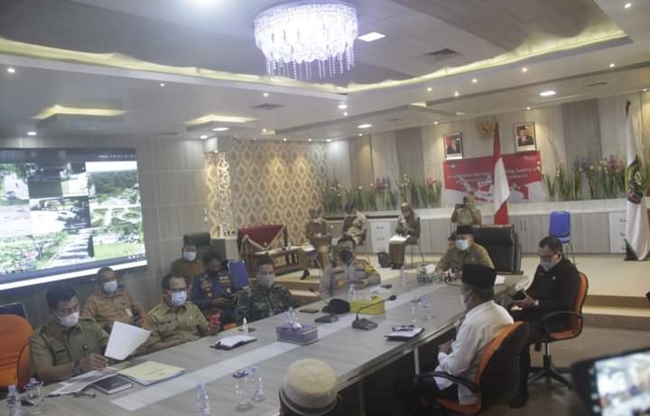 Bupati Siak Pimpin Rapat Pelaksanaan Vaksin Massal
