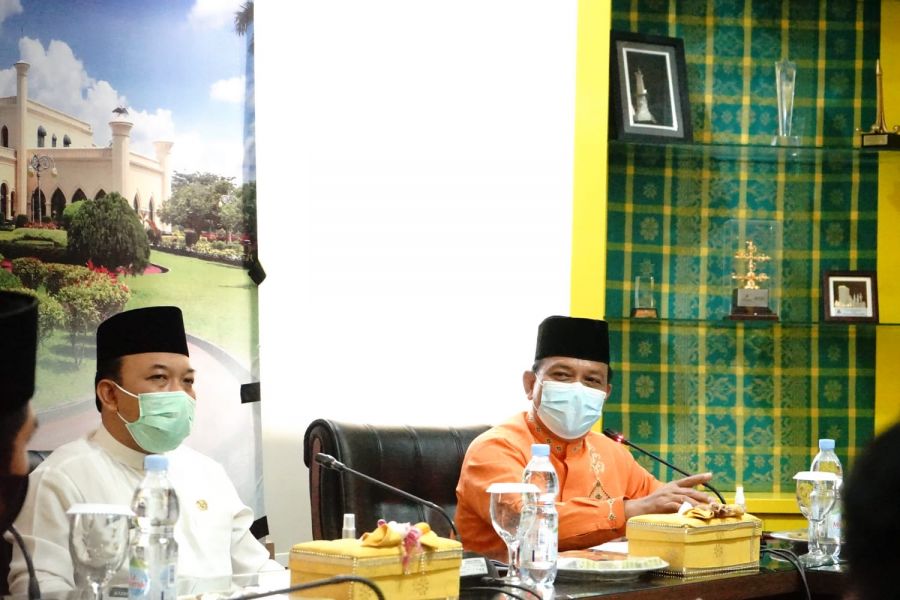 Pantai Beting dan Hutan Mangrov Tanjung Layang Potensi Wisata Bahari Yang Tersembunyi