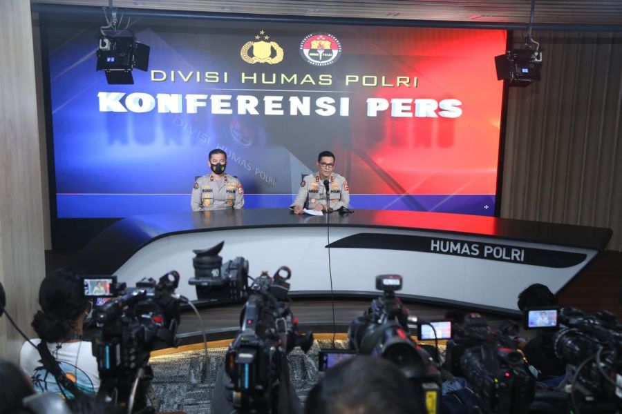 Terungkap ! Ternyata Pelaku Bom Bunuh Diri di Makasar Pasangan Suami Istri Baru Menikah