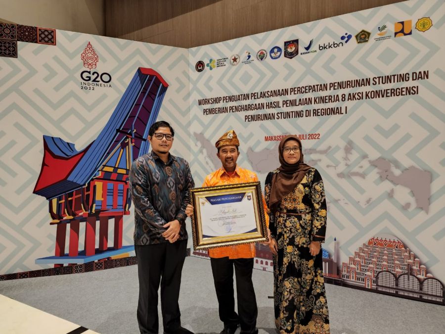 Kabupaten Siak Terima Penghargaan sebagai Kabupaten/Kota terbaik peringkat 1 se-Provinsi Riau