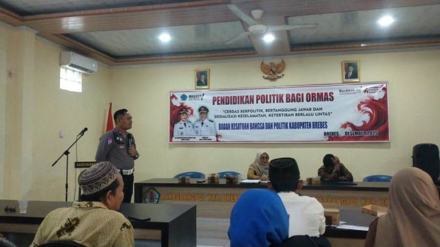Senkom Mitra Polri Mengikuti Pendidikan Politik