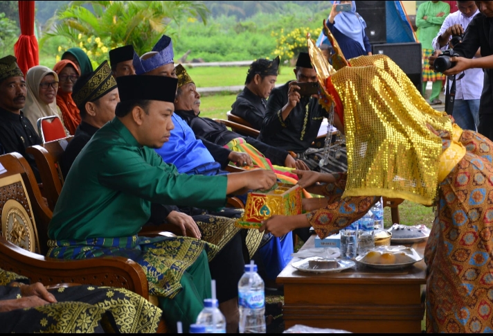 Wabup Husni Hadir di Acara Pengukuhan LAMR Kecamatan Sungai Apit