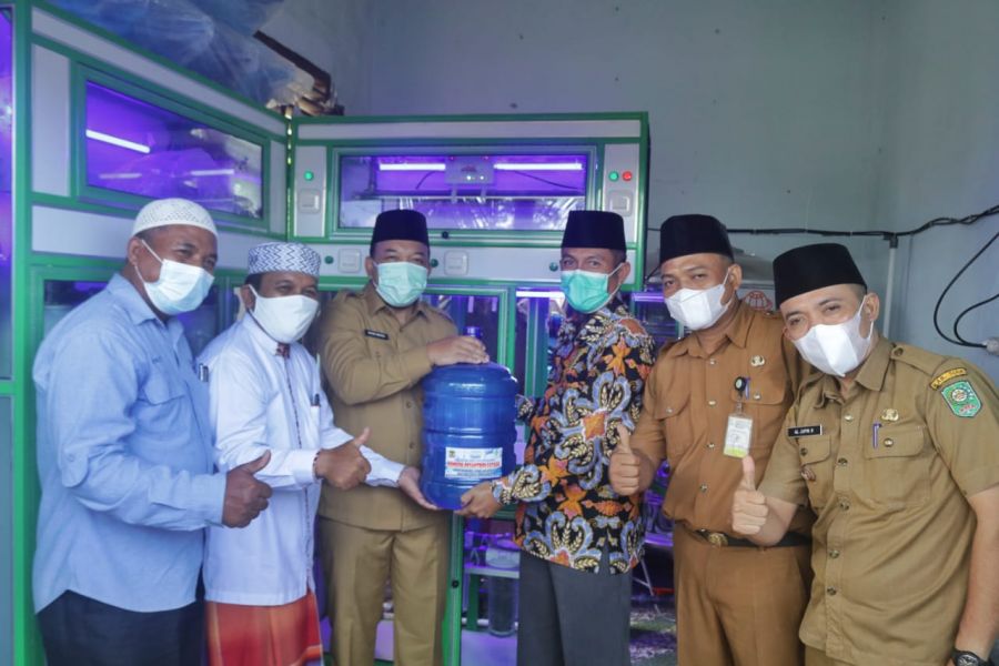 Wabup Husni resmikan Depot Air Minum pesantren Modren Fataha